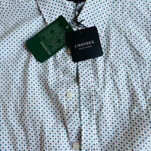 J. McLaughlin White and Blue Casual Button Down Shirt